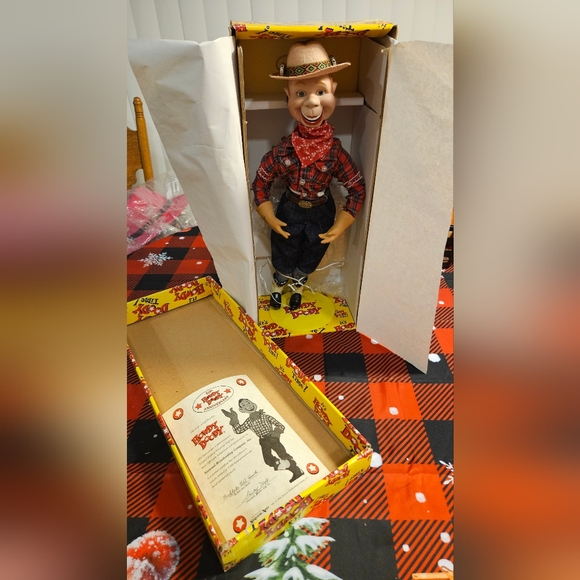 50th Limited Edition Howdy Doody Doll - Picture 3 of 6